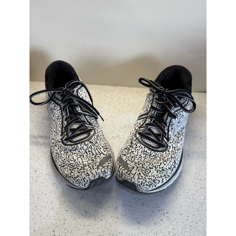 Brooks Adrenaline GTS 20 Women's Size 11 B Medium Running Shoes Black White